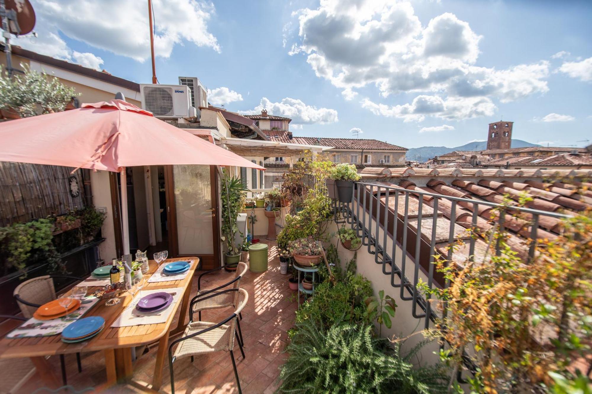 Residenza Al Pavone Luxury With Terrace Διαμέρισμα Λούκα Εξωτερικό φωτογραφία