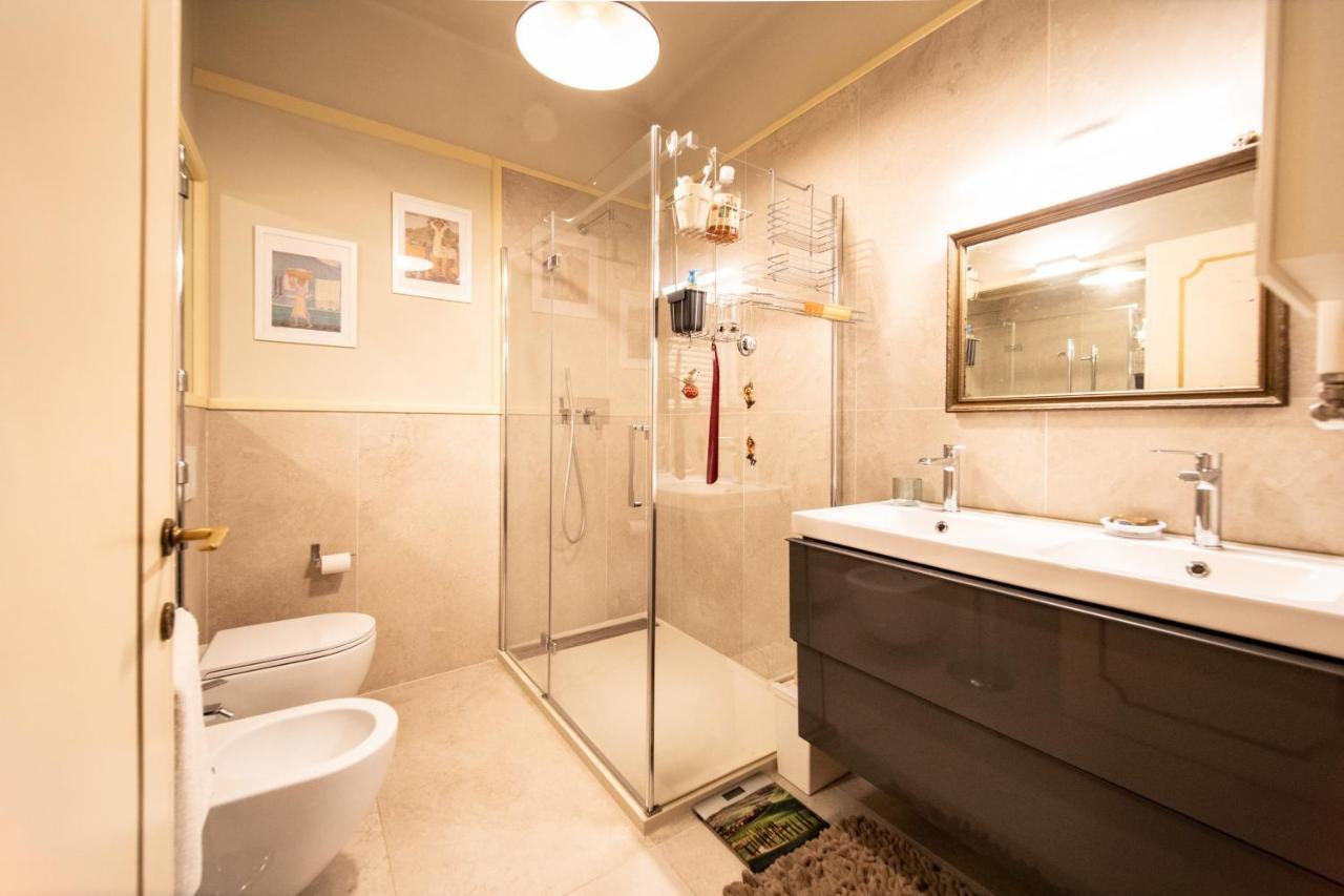 Residenza Al Pavone Luxury With Terrace Διαμέρισμα Λούκα Εξωτερικό φωτογραφία